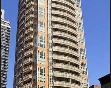 205 East 59th Street - Photo Thumbnail 1