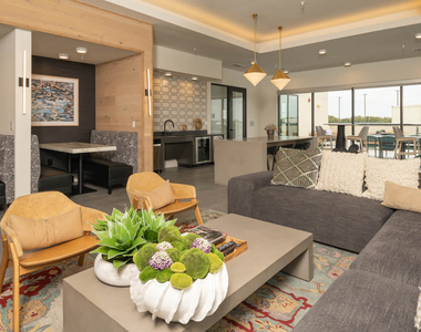 1401 Art Dilly Dr. - Photo Thumbnail 23