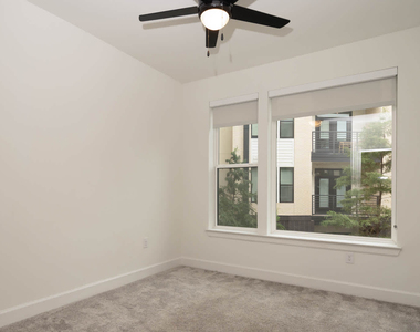 1401 Art Dilly Dr. - Photo Thumbnail 16