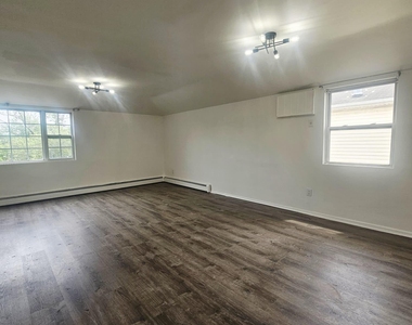 145-20 227th Street - Photo Thumbnail 1