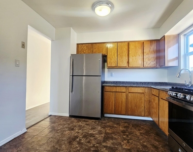 145-20 227th Street - Photo Thumbnail 3