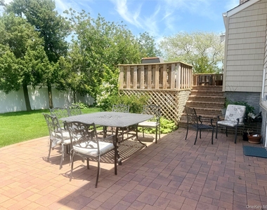 821 Channel Road - Photo Thumbnail 16