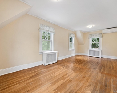 1235 Post Road - Photo Thumbnail 16