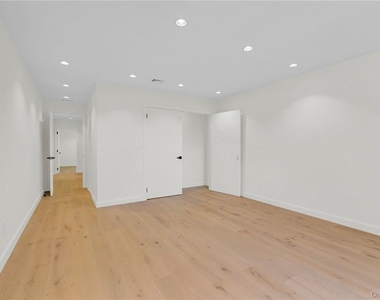 225 Hilltop Street - Photo Thumbnail 24
