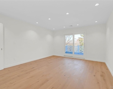 225 Hilltop Street - Photo Thumbnail 23