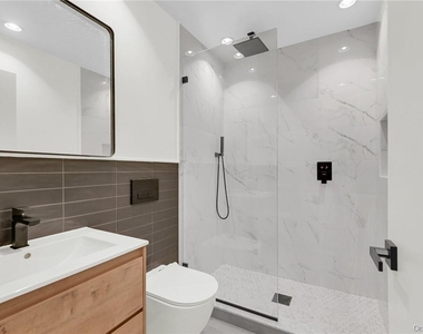 225 Hilltop Street - Photo Thumbnail 22