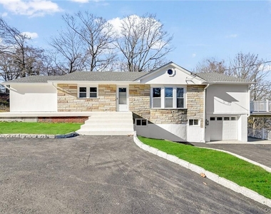 225 Hilltop Street - Photo Thumbnail 3