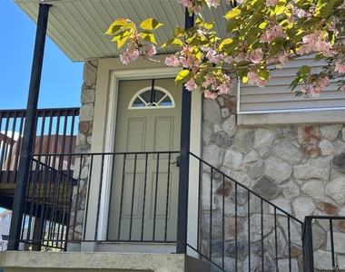 16 David Lester Drive - Photo Thumbnail 2