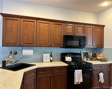 16 David Lester Drive - Photo Thumbnail 9