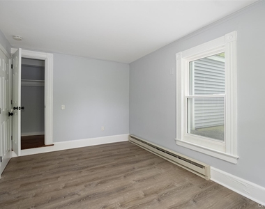 39 Fowler Avenue - Photo Thumbnail 11