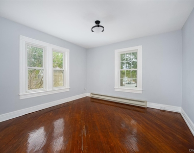 39 Fowler Avenue - Photo Thumbnail 8