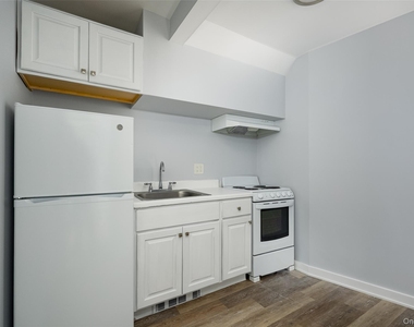 39 Fowler Avenue - Photo Thumbnail 3