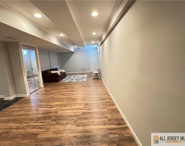 432 Jarrard Street - Photo Thumbnail 35
