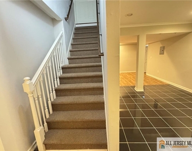 432 Jarrard Street - Photo Thumbnail 32