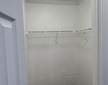 1113 Huntmaster Terrace Ne - Photo Thumbnail 3