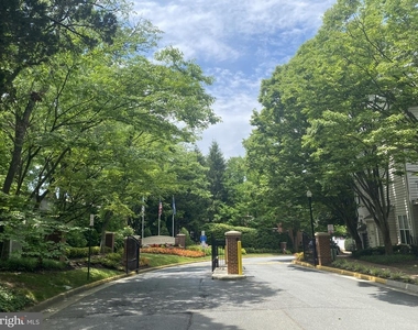 1536 Northern Neck Drive - Photo Thumbnail 38