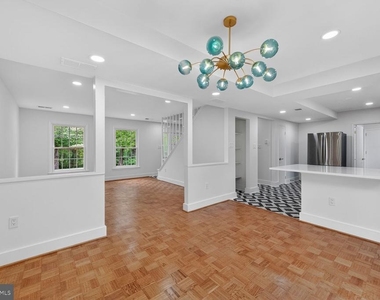 11523 Vale Road - Photo Thumbnail 5