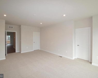 13518 Sayward Boulevard - Photo Thumbnail 20