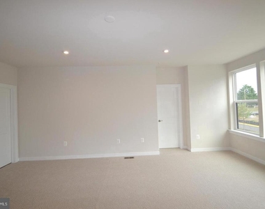 13518 Sayward Boulevard - Photo Thumbnail 19