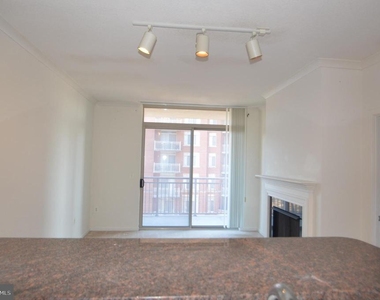 4490 Market Commons Drive - Photo Thumbnail 5