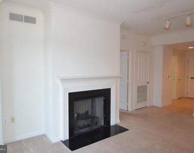 4490 Market Commons Drive - Photo Thumbnail 8