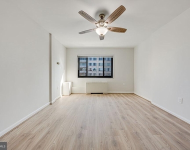 1200 S Arlington Ridge Road - Photo Thumbnail 16