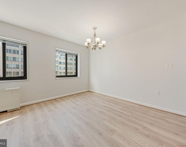 1200 S Arlington Ridge Road - Photo Thumbnail 19