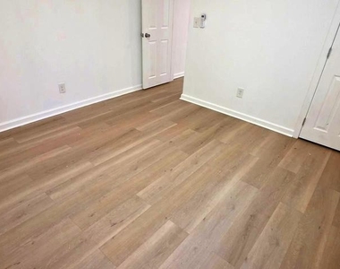 6233 Chew Avenue - Photo Thumbnail 39