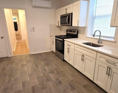 6233 Chew Avenue - Photo Thumbnail 15