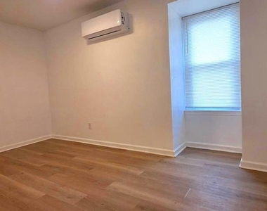 6233 Chew Avenue - Photo Thumbnail 41