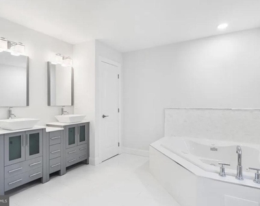 41 W Wildey Street - Photo Thumbnail 9