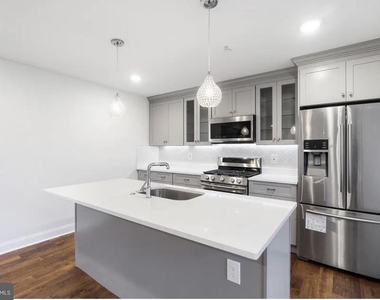 41 W Wildey Street - Photo Thumbnail 2