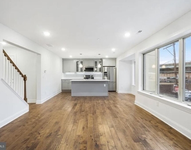 41 W Wildey Street - Photo Thumbnail 1