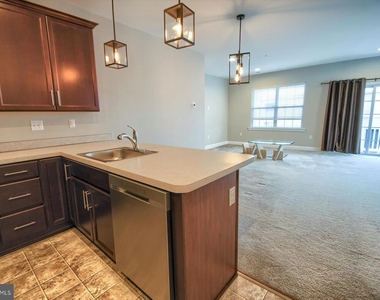 39 N Mitchell Avenue - Photo Thumbnail 10