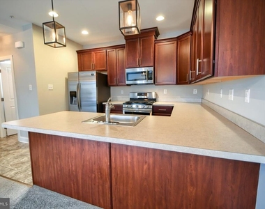 39 N Mitchell Avenue - Photo Thumbnail 9
