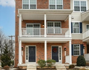 39 N Mitchell Avenue - Photo Thumbnail 1