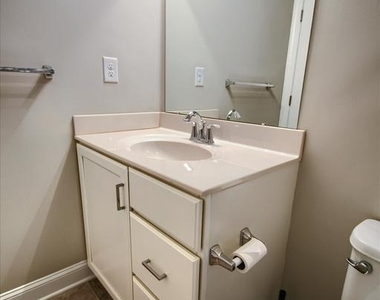 39 N Mitchell Avenue - Photo Thumbnail 32