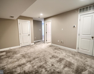 39 N Mitchell Avenue - Photo Thumbnail 30