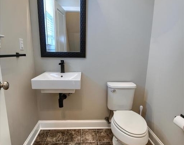 39 N Mitchell Avenue - Photo Thumbnail 6