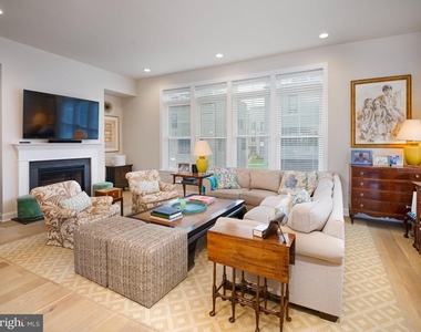 361 Horseshoe Trail - Photo Thumbnail 10