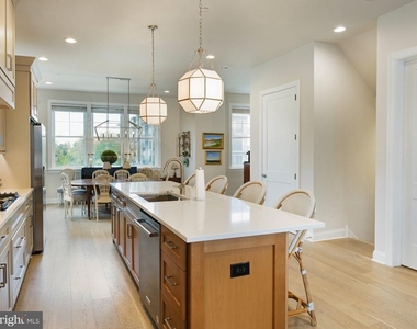 361 Horseshoe Trail - Photo Thumbnail 19