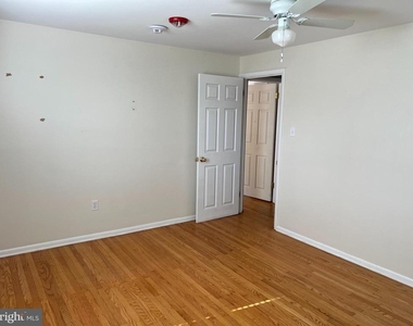 319 Meetinghouse Lane - Photo Thumbnail 10