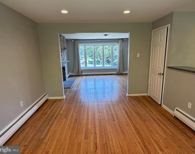 319 Meetinghouse Lane - Photo Thumbnail 32
