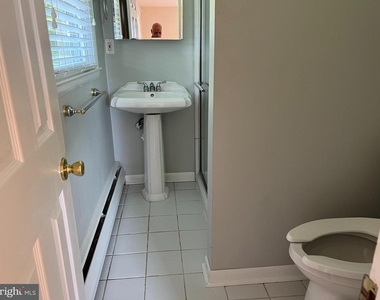 319 Meetinghouse Lane - Photo Thumbnail 13