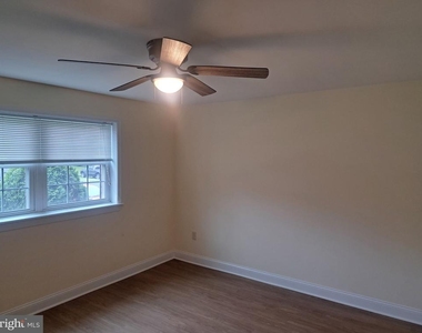 598 Belmont Avenue - Photo Thumbnail 10