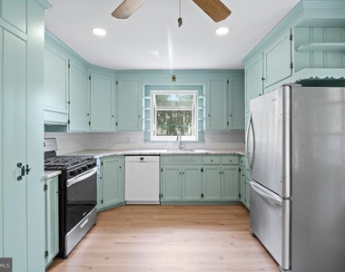 170 Iron Hill Road - Photo Thumbnail 4