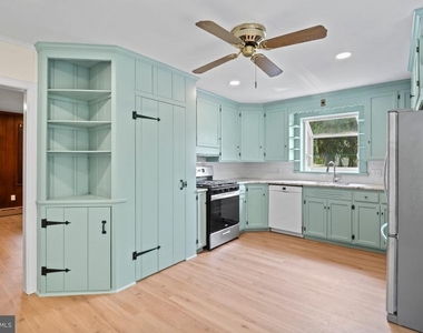 170 Iron Hill Road - Photo Thumbnail 3