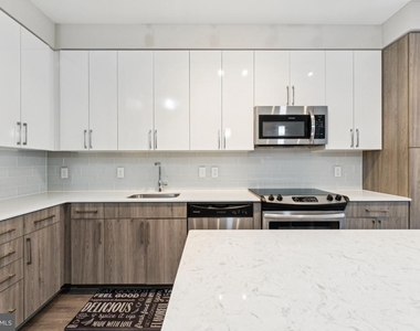 145 Riverhaven Drive - Photo Thumbnail 7