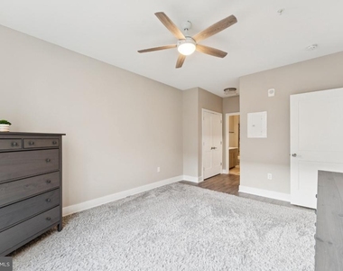 145 Riverhaven Drive - Photo Thumbnail 16