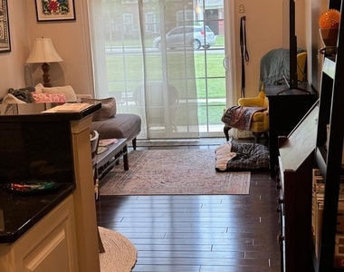 3910 Doc Berlin Drive - Photo Thumbnail 1